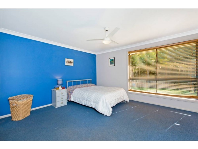 49 Abel Tasman Dr, Lake Cathie NSW 2445