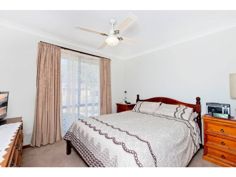 9 Melaleuca Ave, Lake Cathie NSW 2445