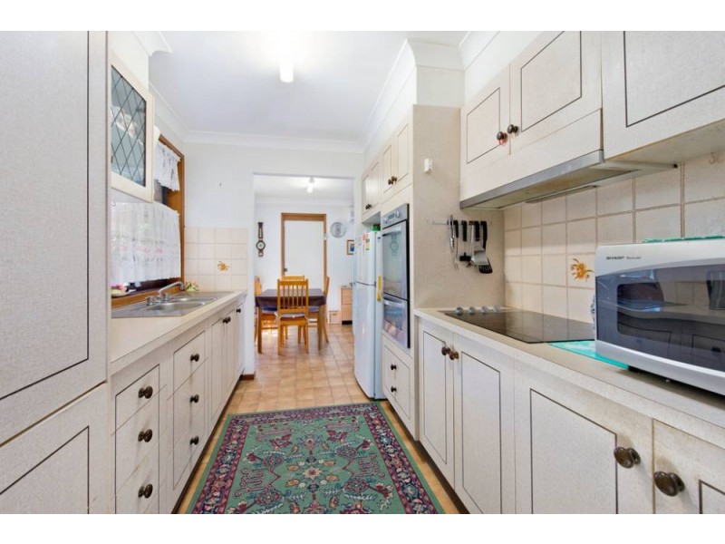 9 Melaleuca Ave, Lake Cathie NSW 2445