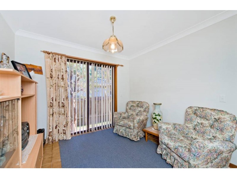 9 Melaleuca Ave, Lake Cathie NSW 2445