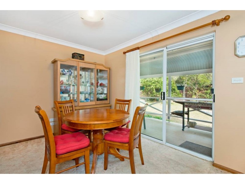 7 Banjora Pl, Lake Cathie NSW 2445