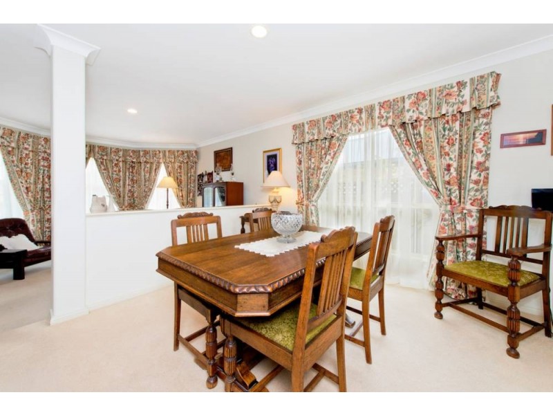 3 Bligh Pl, Lake Cathie NSW 2445