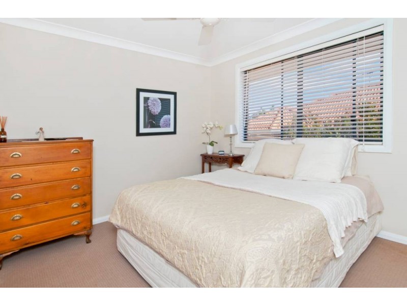 6 Colli Cl, Lake Cathie NSW 2445