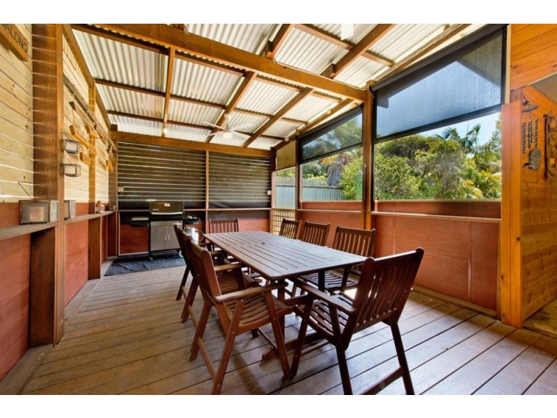 121 Chepana St, Lake Cathie NSW 2445