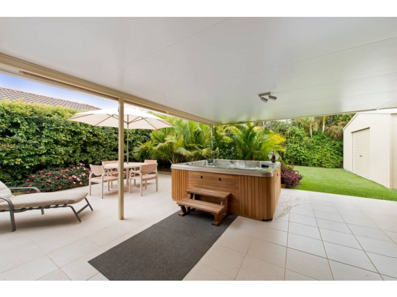 4 Abel Tasman Dr, Lake Cathie NSW 2445