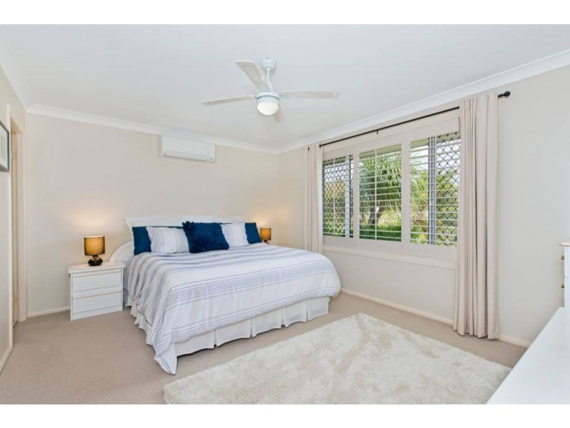 4 Abel Tasman Dr, Lake Cathie NSW 2445