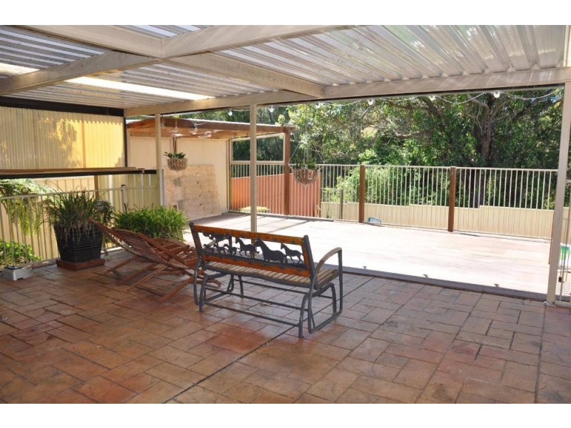 32 Bligh Pl, Lake Cathie NSW 2445