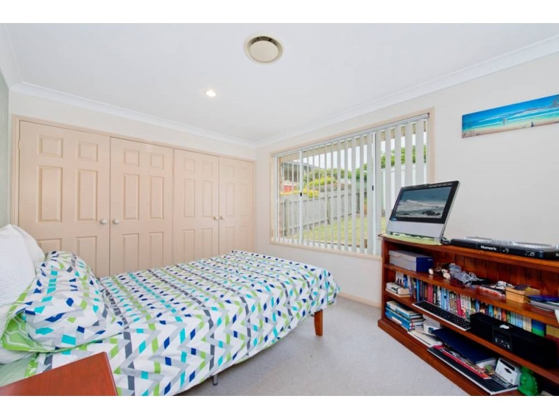 5 Ernest St, Lake Cathie NSW 2445