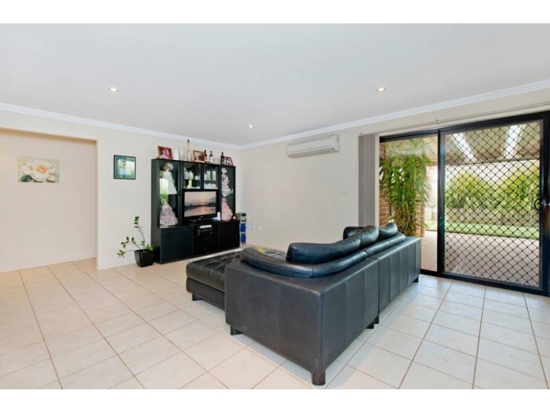 3 Catalina Cl, Lake Cathie NSW 2445