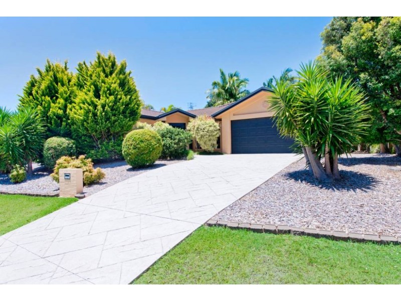 26 Abel Tasman Dr, Lake Cathie NSW 2445