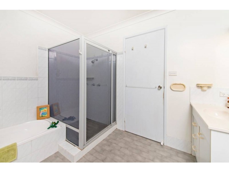 3 Second Ave, Bonny Hills NSW 2445