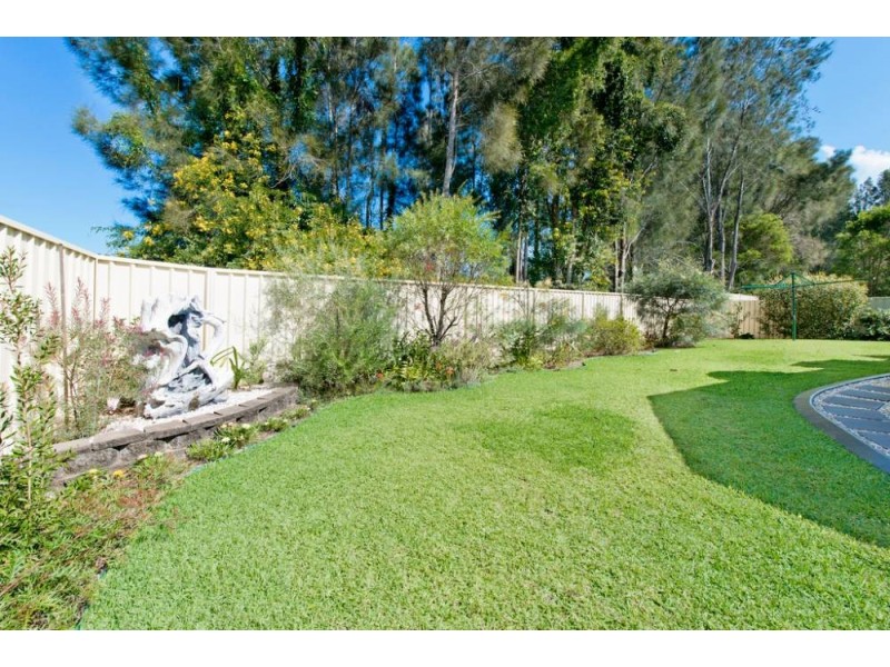 35 Explorers Way, Lake Cathie NSW 2445