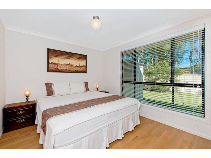 35 Explorers Way, Lake Cathie NSW 2445