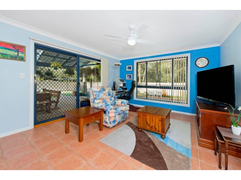 32 Bounty Ave, Lake Cathie NSW 2445