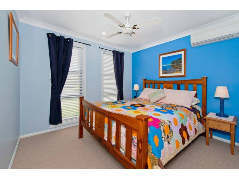32 Bounty Ave, Lake Cathie NSW 2445