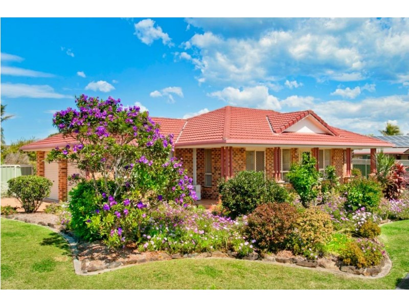 4 Bounty Ave, Lake Cathie NSW 2445