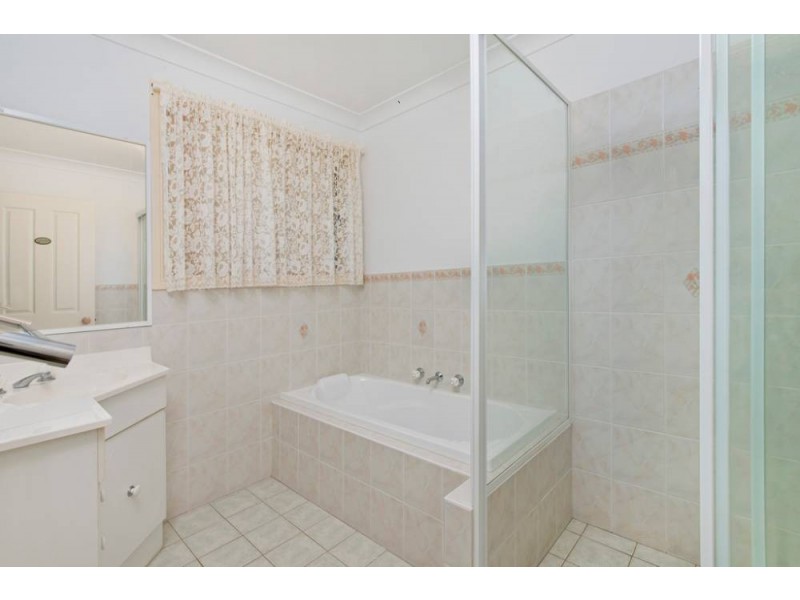 4 Bounty Ave, Lake Cathie NSW 2445