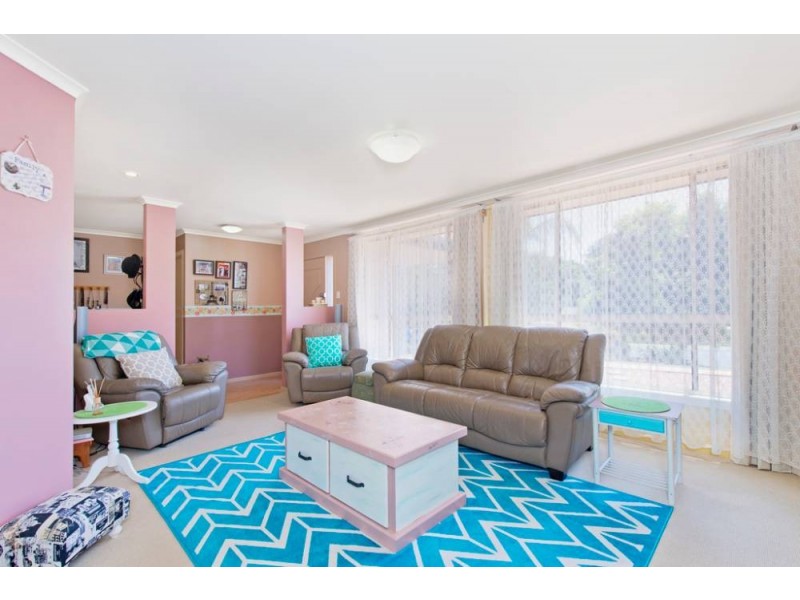 34 Abel Tasman Dr, Lake Cathie NSW 2445