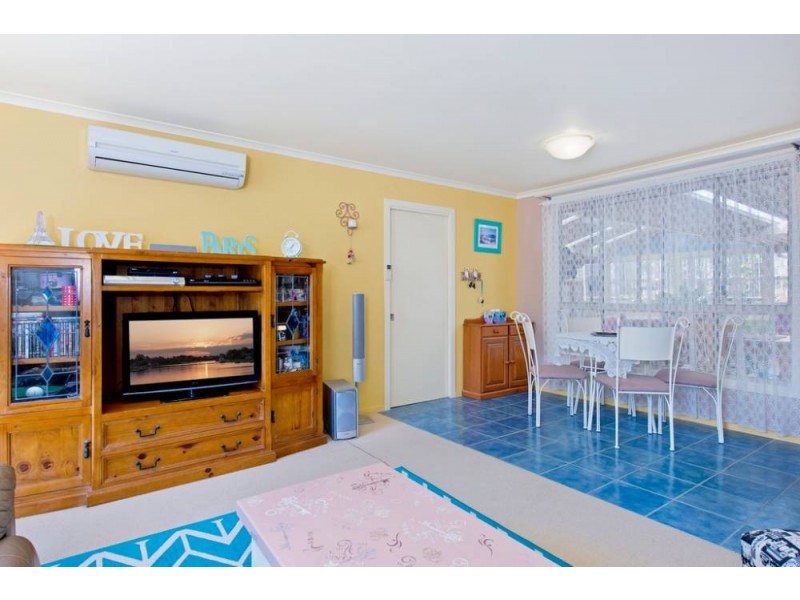 34 Abel Tasman Dr, Lake Cathie NSW 2445