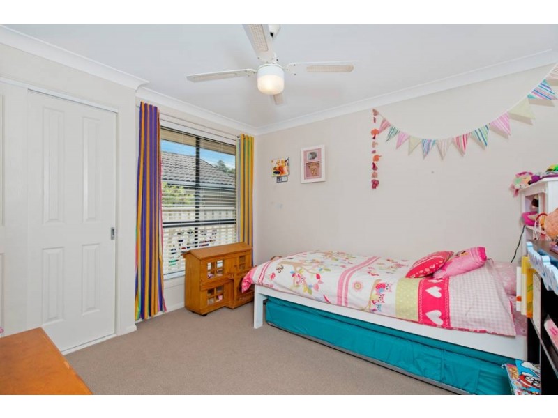 33 Explorers Way, Lake Cathie NSW 2445