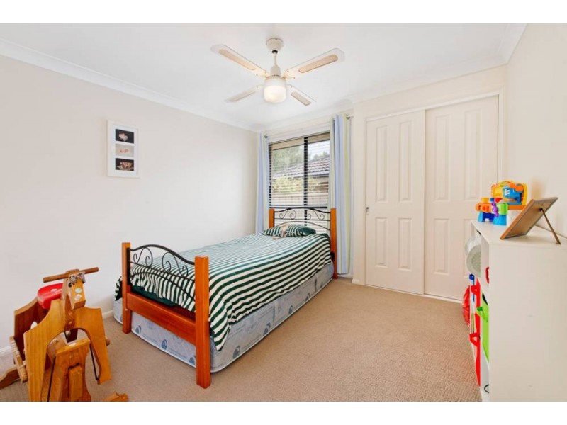 33 Explorers Way, Lake Cathie NSW 2445