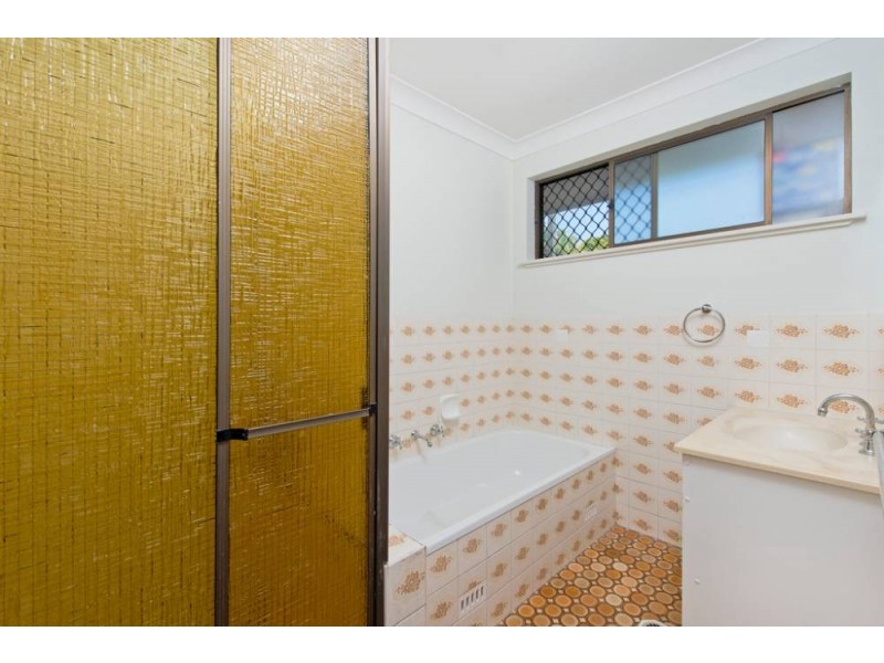 3 Ernest St, Lake Cathie NSW 2445