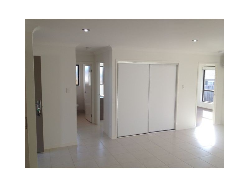 1/43 Nelson Street, Bundamba QLD 4304