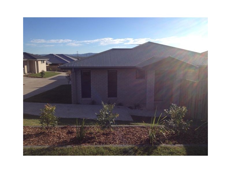 2/43 Nelson Street, Bundamba QLD 4304