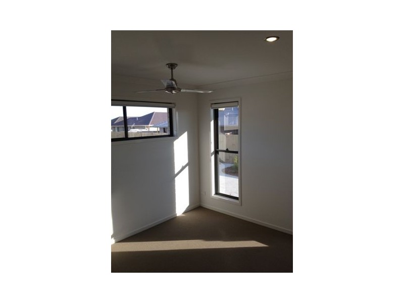 2/43 Nelson Street, Bundamba QLD 4304
