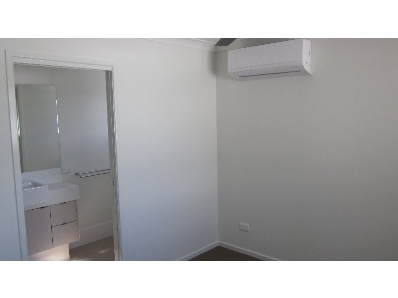 101 Shanks Court, Bundamba QLD 4304