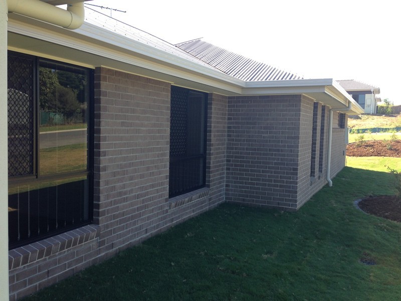 2 Pixie Hollow, Eagleby QLD 4207