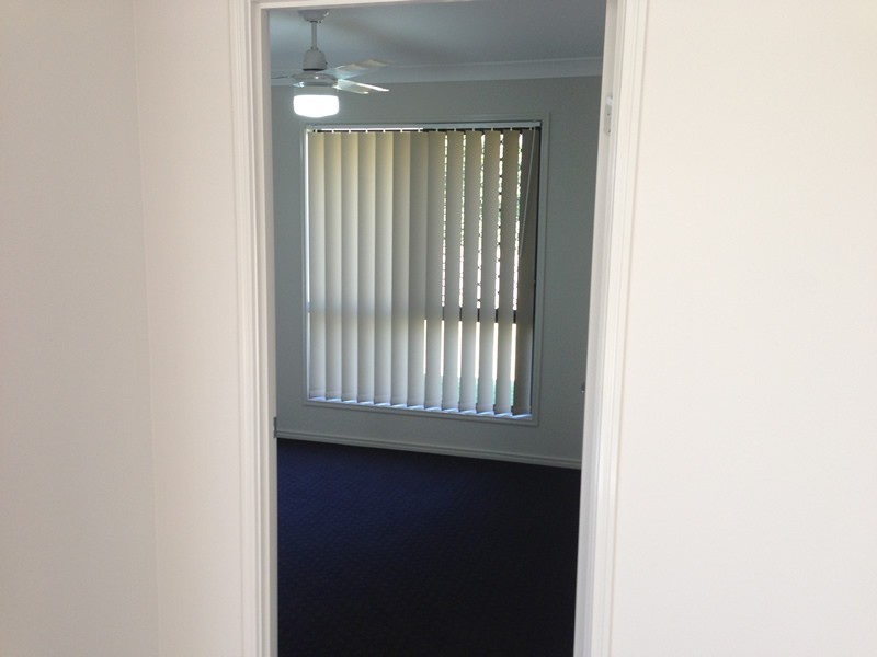 2 Pixie Hollow, Eagleby QLD 4207