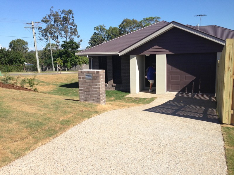 2 Pixie Hollow, Eagleby QLD 4207