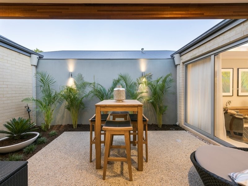 6 Windermere Boulevard, Aveley WA 6069