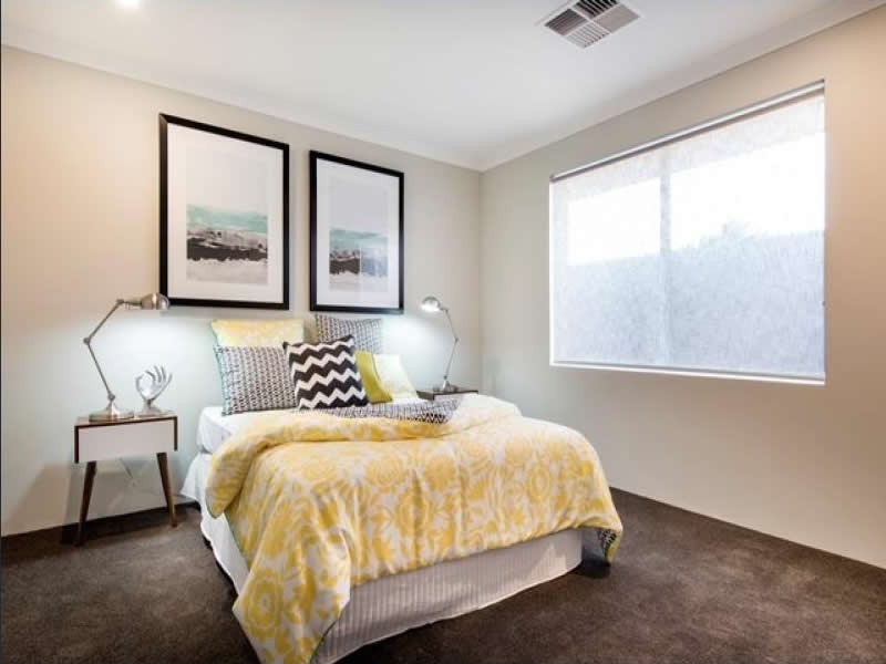 10 Solandri Bend, Banksia Grove WA 6031