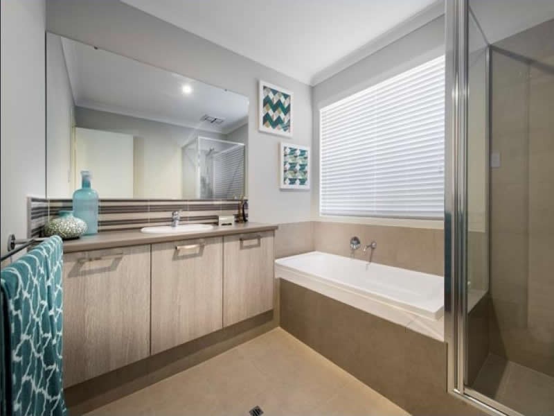 10 Solandri Bend, Banksia Grove WA 6031