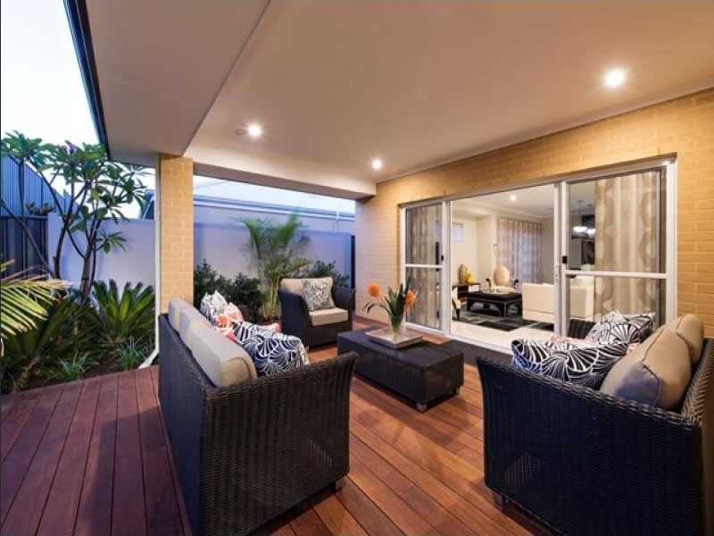 10 Solandri Bend, Banksia Grove WA 6031