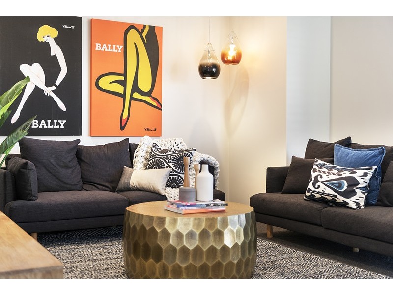 15 Whiteoak Way, Piara Waters WA 6112