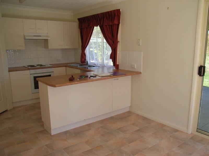 Glass House Mountains QLD 4518