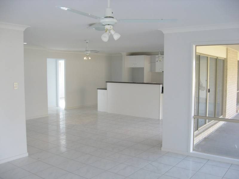 6 Bilby Drive, Morayfield QLD 4506