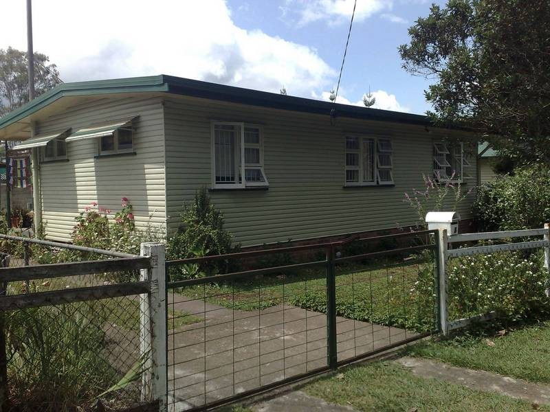 3 The Esplanade, Caboolture QLD 4510