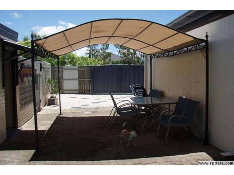 2 Gibson St, Beachmere QLD 4510