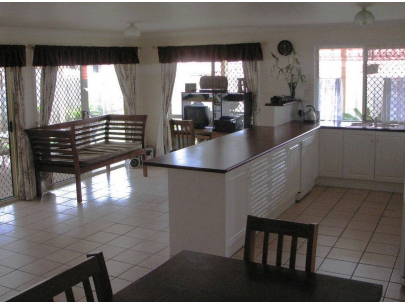 17 Cherrytree Ct, Upper Caboolture QLD 4510