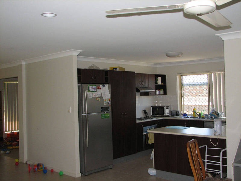 27 Julie Dr, Caboolture South QLD 4510