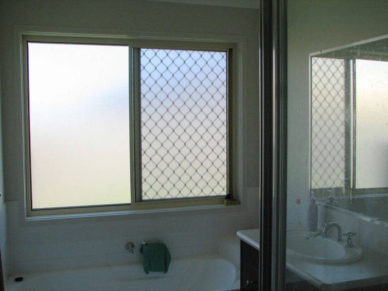 27 Julie Dr, Caboolture South QLD 4510