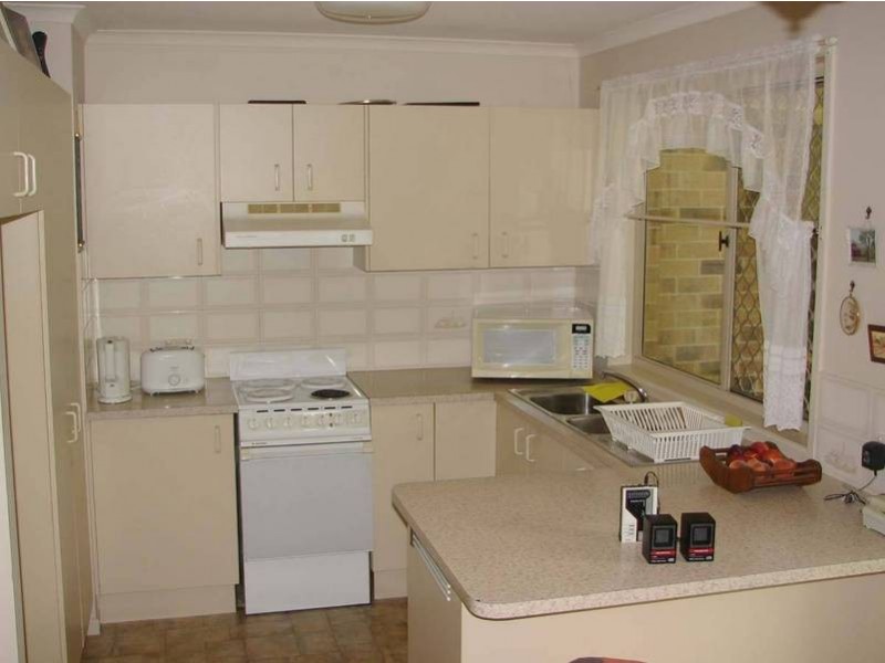 24 Crestbrook Dr, Morayfield QLD 4506