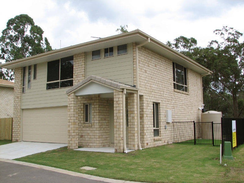 1/51 Silkyoak Dr, Morayfield QLD 4506