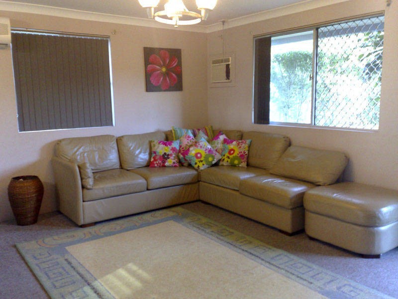 16 Portland St, Morayfield QLD 4506