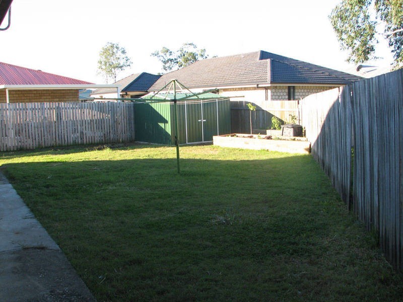 46 Lorebury Dr, Morayfield QLD 4506