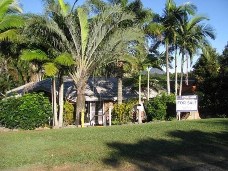 39 YOUNG RD, Glass House Mountains QLD 4518